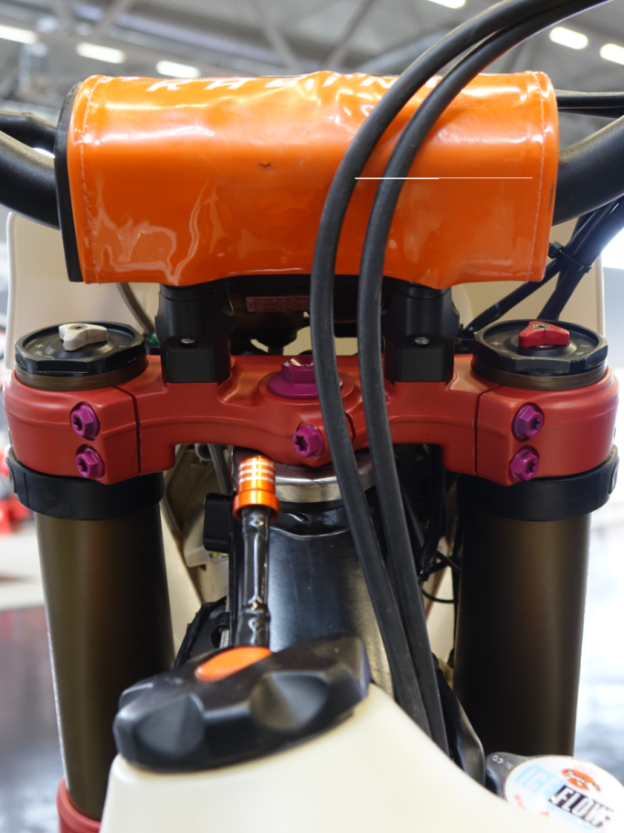 Burnt Bronze, Blood Orange